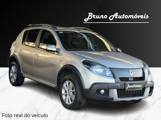RENAULT SANDERO 1.6 STEPWAY 8V FLEX 4P MANUAL RENAULT SANDERO 1.6 STEPWAY 8V FLEX 4P MANUAL